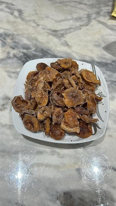 Ət məhsulları: Məhsul: Qurudulmuş xurma dilimləri Ordubad quru meyvə tam ev — 1