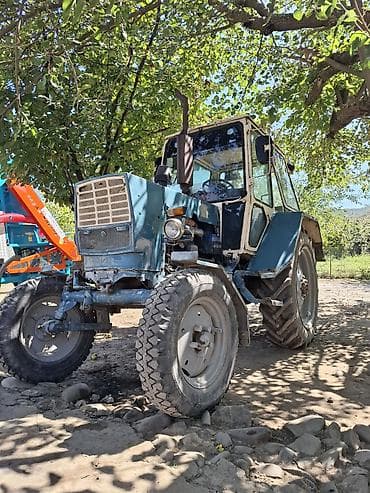Ticarət printerləri və skanerləri: MTZ tipli kənd təsərrüfatı traktoru və qoşqu Traktor: - Kabinli — 8