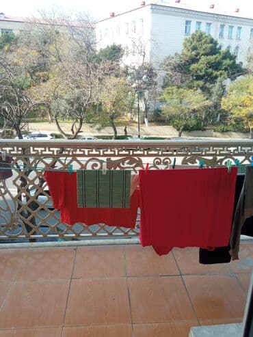 2 mertebeli ev: Bakı, 4 otaqlı, Köhnə tikili, 100 kv. m — 2