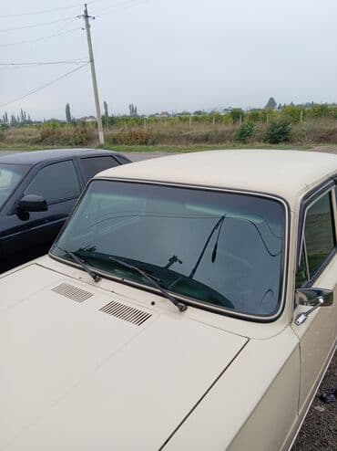 радиатор охлаждения опель вектра б: VAZ klassik sedan Xüsusiyyətlər: - Korpus: 4 qapılı sedan, bej rəng - — 2