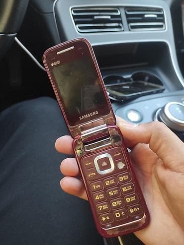 ericsson t 28: Samsung C5212 Duos, rəng - Qırmızı, İki sim kartlı — 1