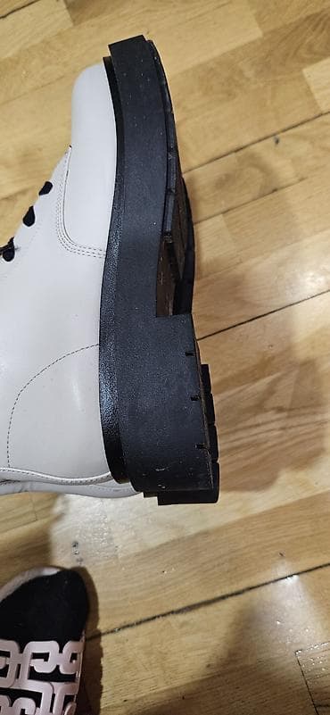 əsgər cəkməsi: H&M-den alinib. 2-3 defe geyinilib. Qadın hərbi‑stil dabboz — 4