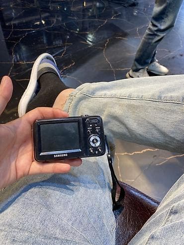 samsunk: Samsung ES80 kompakt fotoaparat - 5x optik zum var Kosmetıka ela — 1