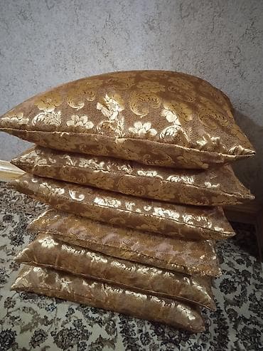 Parçalar: Çeizlik yastıqlardır 6 ədəddir 1ədədi 55manatdır 6ədədi ise — 3