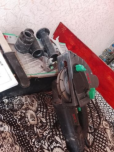 Ev və bağ: DWT MFPI5-125 divar ştrixkəsən (Wall Chaser) – 1500W Xüsusiyyətlər: - — 2