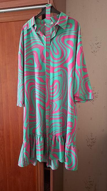 Qadın geyim dəsti – müxtəlif modellər 1) Rəngli naxışlı kofta/kimono