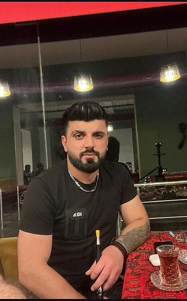 Ofisiant tələb olunur, Gündəlik ödəniş, 30-45 yaş, 1 ildən az təcrübə