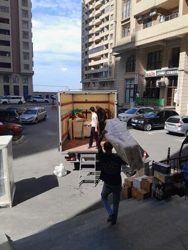 перевозка мебели в баку: Xidmət: Ev və ofis köçürülməsi, yüklərin daşınması Təsvir: - Peşəkar — 6