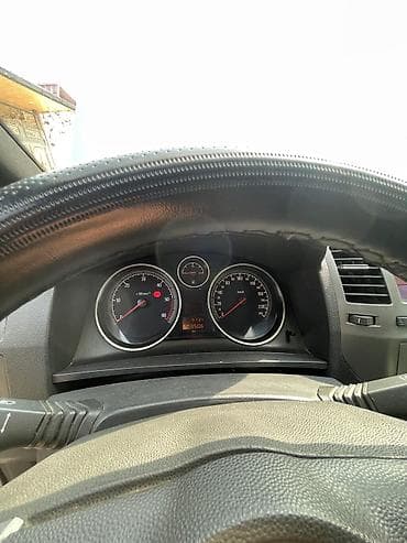 tap az opel astra: Vauxhall Zafira: 1.9 l | 2005 il Van/Minivan — 10