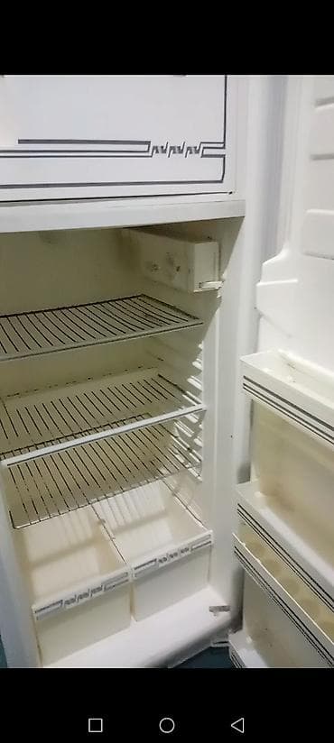 supra satışı: Bir kameralı, üst hissədə dondurucu bölməsi olan məişət soyuducusu — 7