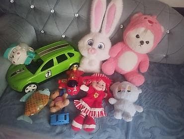 Uşaq oyuncaqları və tekstil dəsti Paket tərkibi: - Böyük yaşıl yarış