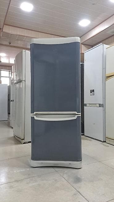 lalafo soyuducular: 2 qapılı Indesit Soyuducu Satılır, rəng - Boz — 3