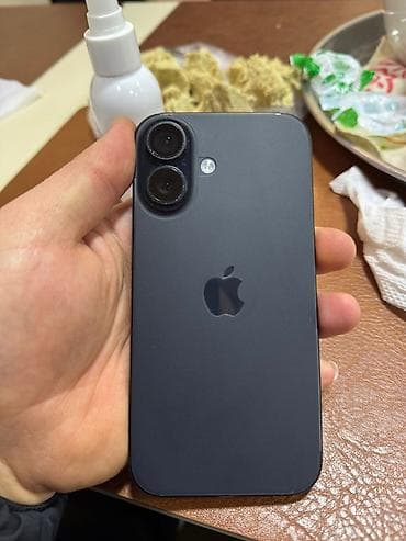 ayfon 7 s: IPhone 16, Qara, Face ID — 1