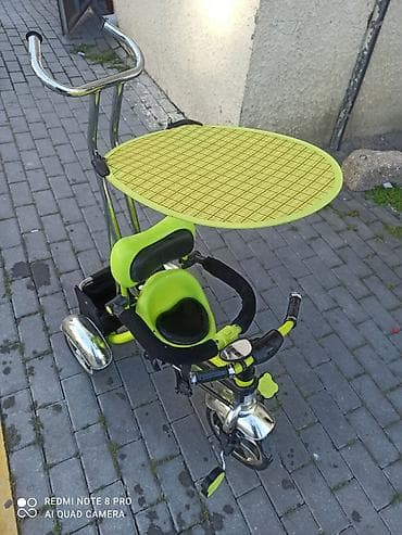 Uşaq üçtəkərli velosipedi – yaşıl/qara rəngdə, valideyn idarəetmə