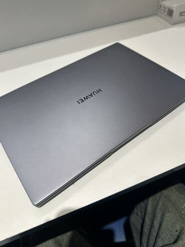 notebook ekranlari: Huawei noutbuk Təcili satılır Real alıcıya endirim var barter yanlız — 3