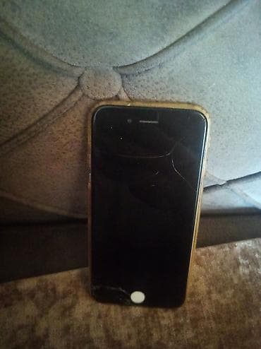 IPhone 6, 16 GB, Gümüşü, Qırıq lalafo.az -da IPhone 6, 16 GB, Gümüşü, Qırıq