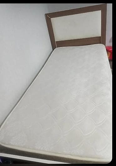 tək çarpayi: İşlənmiş, Təknəfərlik çarpayı, Bazasız, Matras ilə, Siyirməsiz — 1