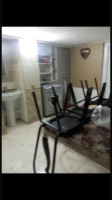 kiraye ev: GENCE seheri,tibb kollecine,aqrar universitete yaxin,her — 3
