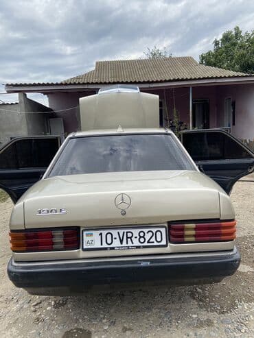 сапог мерс грузовой: Mercedes-Benz 190: 2 л | — 2