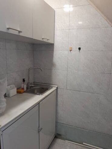 mağaza icarəyə verilir: Salam. Şəhərin tam mərkəzində ideal vəziyyətdə obyekt icarəyə verilir — 5