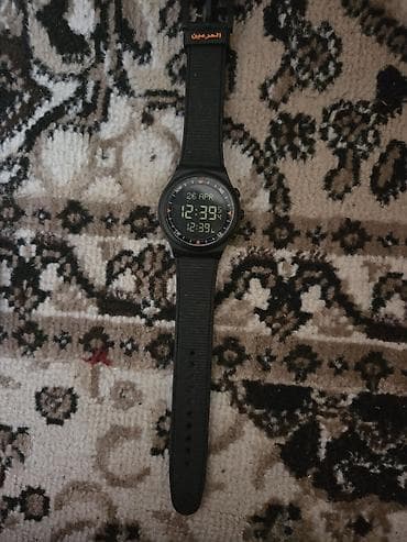 Qol saatı, rəng - Qara