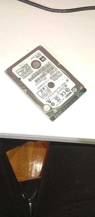 Sökülmüş Kompüter parçaları Acer/toshiba Toshiba və acer kompüterinin