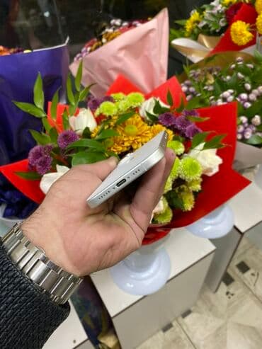 samsung s19 ultra qiymeti: IPhone 16, 128 GB, Ağ, Simsiz şarj, Face ID — 5