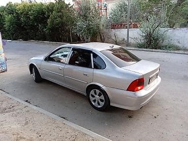 vectra b bufer: Opel Vectra: 1.8 л | 1997 г. 541000 км Седан — 4