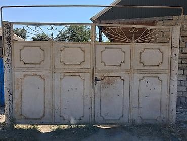 Dəmir darvaza dəsti - Material: qalın metal təbəqə və profil borudan