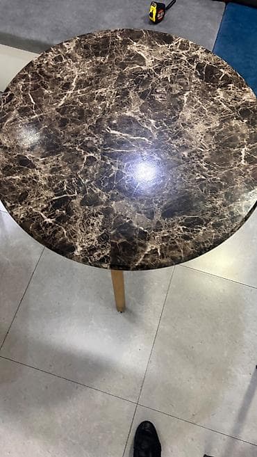 malazya mebel: Toplu ve tek tek de satilir.BOZ masa 40 AZN ideal veziyyetde(230sm — 8