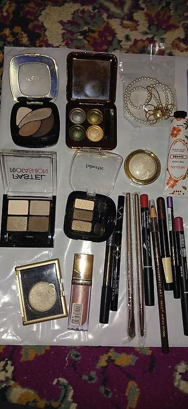 qizil saat: Kosmetik dəst, Mac, >10 məhsul — 3