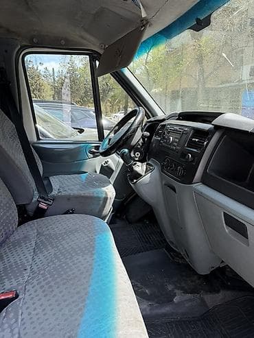 dam ustu baqaj: Ford Transit yük mikroavtobusu arendaya verlir sexsi oz masnimdi hec — 4