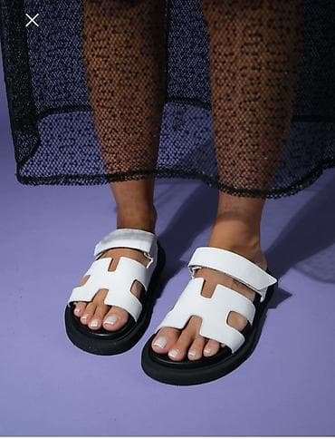 bağlı sandallar: Ağ rəngli qadın sandal modeli ‼️ Trendyoldan alinib, boyuk oldugu — 1
