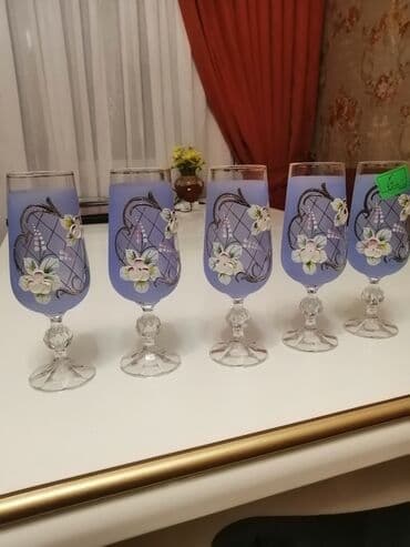 Qədəhlər, rəng - Göy