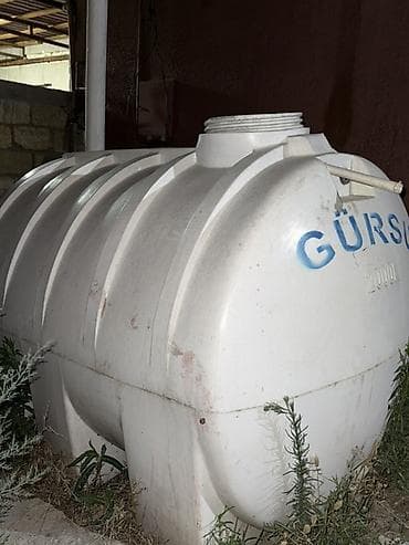 plasmas panel: GÜRSU su çəni – 2000 litr - Həcm: 2000 L (korpus üzərində qeyd — 2
