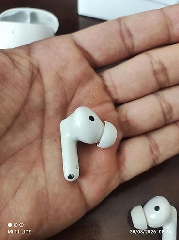 Huawei FreeBuds 7i – ağıllı aktiv səs-küyün ləğvi (Intelligent Dynamic — 7