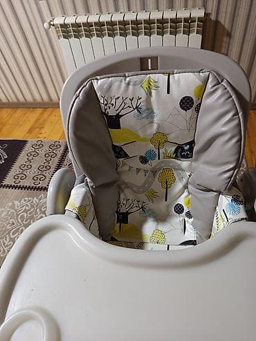 Uşaq yemək stulu - Rahat və yumşaq oturacaq: naxışlı, silinməsi asan