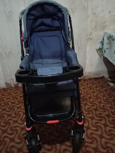 Yemək masaları, oturacaqları: Klassik gəzinti arabası — 3