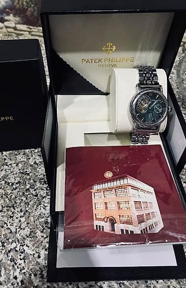 Личные вещи: Б/у, Наручные часы, Patek Phillipe, цвет - Зеленый — 1