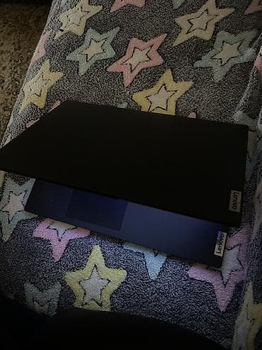 Hec Bir problemi yoxdur. Lenovo noutbuk - Brend/model: Lenovo (qara