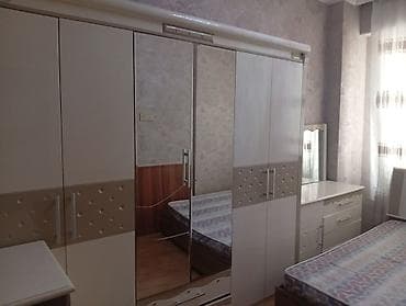 pismenni stol: İkinəfərlik çarpayı, Dolab — 2