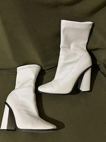 женские сапоги новые: Ağ rəngli qadın botları (İngiltərədən alınıb) — 2