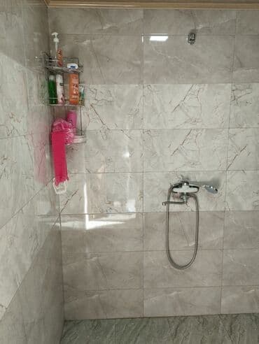 108 nomreli mekteb: 3 комнаты, 120 м², Нет кредита, Средний ремонт — 9