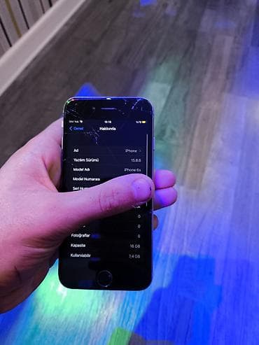 ipad qiyməti: IPhone 6s, 16 GB, Gümüşü, Qırıq — 3