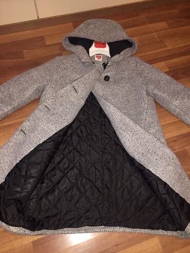 don ikisi bir yerdə: Koton 38razmer. Ela veziyyetde,ichi siriqli,qalin palto. Dizden biraz — 2