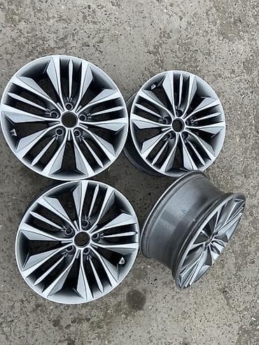 kia radiator: İşlənmiş Disk Hyundai R 17, 5 Boltlu — 4