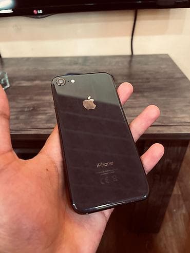 IPhone 8, 64 GB, Qara, Simsiz şarj