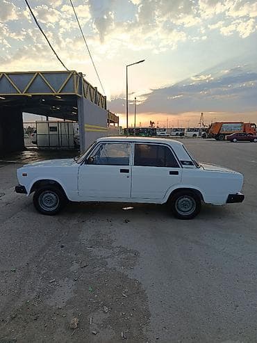07 peredok: VAZ (LADA) 2107: 1.6 l | 2009 il 171145 km Sedan — 5