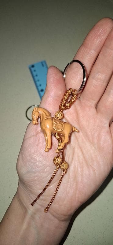 3D panellər: Брелок лошадка. Под дерево — 4