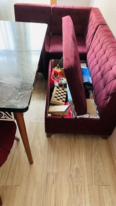 istolar: Mətbəx üçün, Açılan, Dördbucaq masa, 2 stul — 3